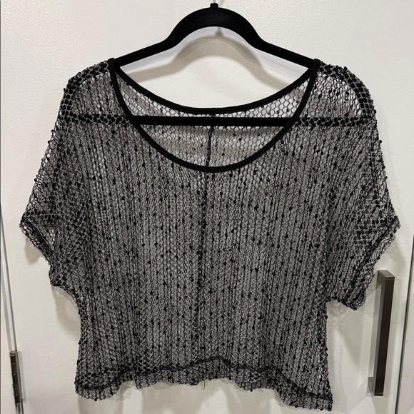 Tops - Black and White Mesh Knit Top